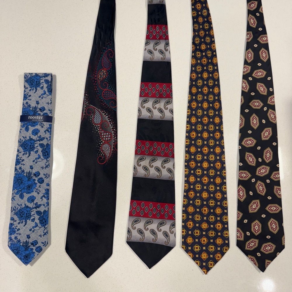 Vintage Mens Tie Lot 5 Oscar de la Renta Rooster Wembley Hart Schaffner Marx Tie